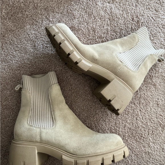 Steve Madden Women's Tan Ankle Boots - Picture 1 of 5